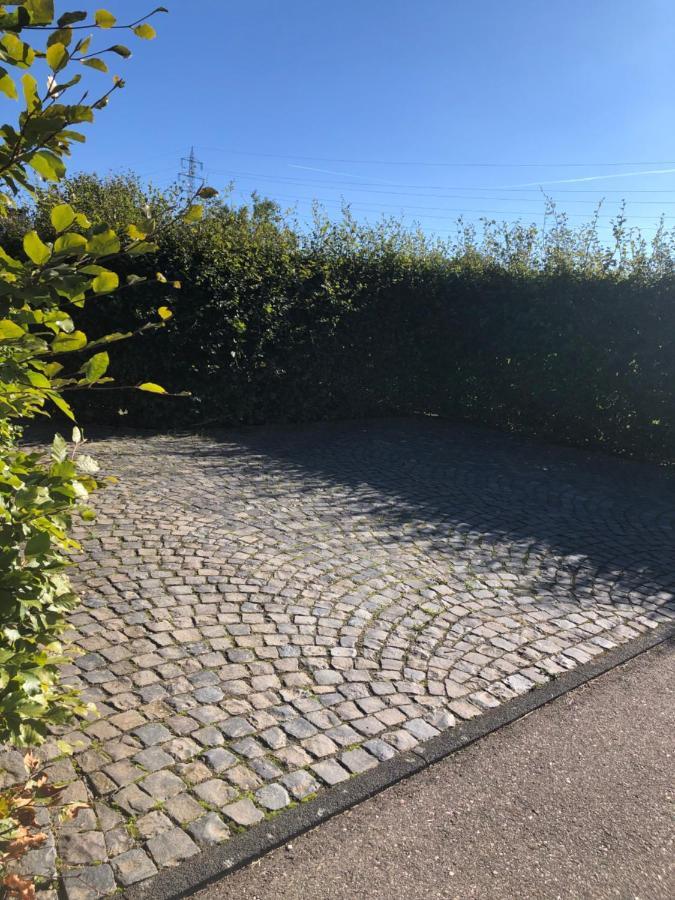 Attraktive Wohnung-Elztalidyll-Zwischen Mosel,Nuerburgring Und Burg Eltz Kollig Eksteriør bilde
