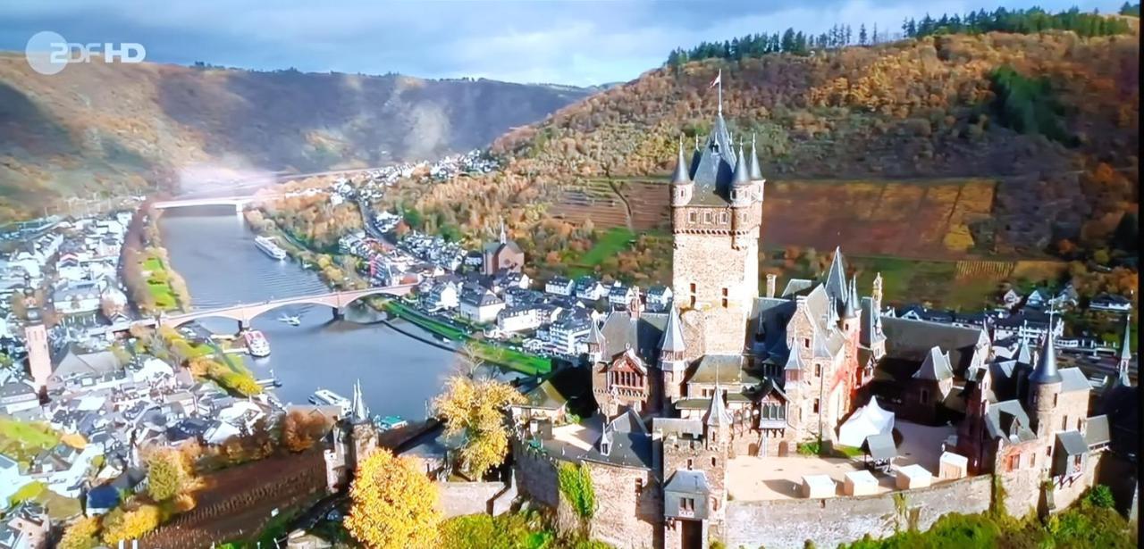 Attraktive Wohnung-Elztalidyll-Zwischen Mosel,Nuerburgring Und Burg Eltz Kollig Eksteriør bilde
